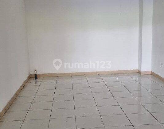 Kios Luas 30 M2, Strategis Dan Potensial di Tower Azolla, The Springlake 5