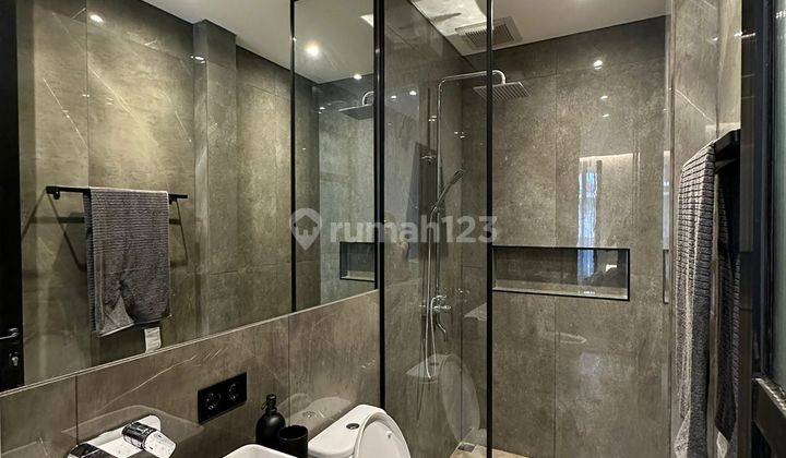 Rumah Cantik Modern Furnished Murah di Kota Baru Parahyangan 2