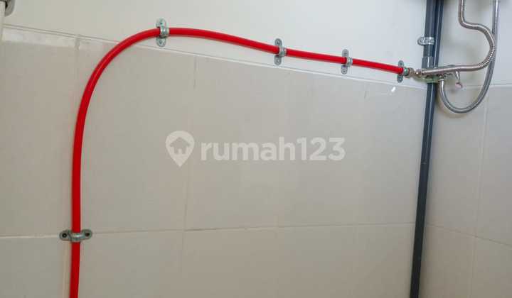 Disewakan Apartemen Educity Pakuwon City Harga Murah (DAV. A162) 5