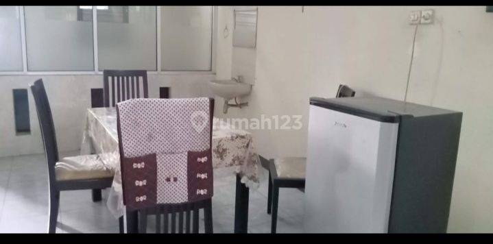 Disewakan Ruko di Raya Dukuh Kupang Barat Harga Murah (HEN. B268) 9