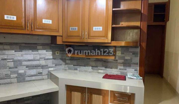 Disewakan Rumah 2 Lantai Siap Huni Cempaka Putih 5