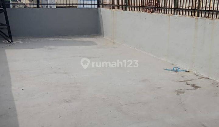 Disewakan Ruko di Jalan Bandengan Utara  6