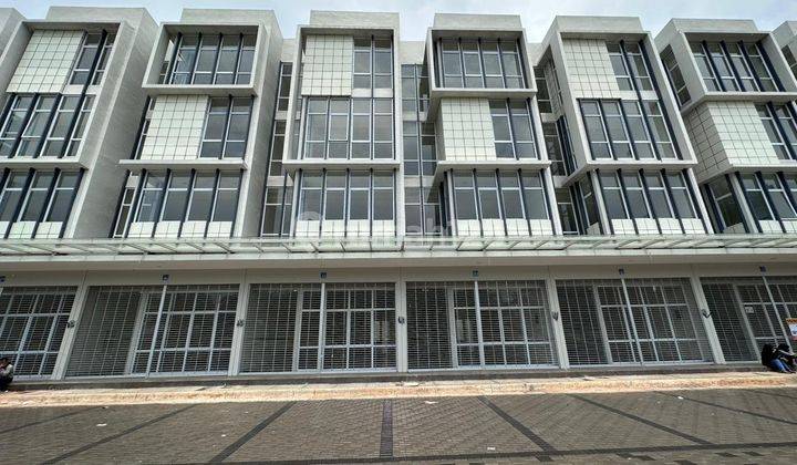 Ruko 4 lantai di Pusat CBD Kota Mandiri Bekasi SHM
