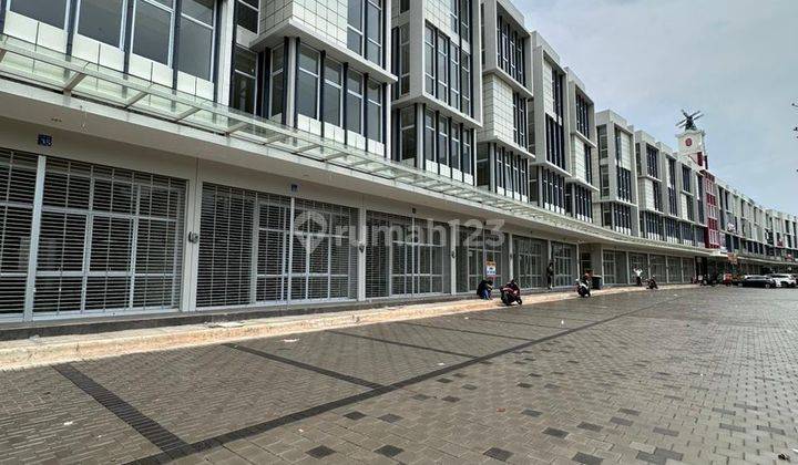 Ruko 4 lantai di Pusat CBD Kota Mandiri Bekasi SHM