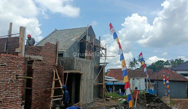 Rumah di Jl. Mangunsari Gunung Pati, menghadap Timur  2