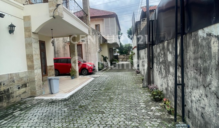 Mini Town House 3 Houses Kalibata Area Jakarta