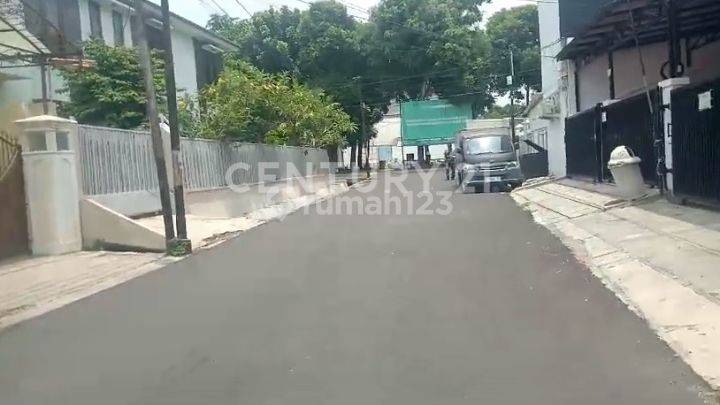 Rumah Tua Hitung Tanah Di Gudang Peluru Tebet  2