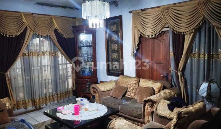 Dijual Cepat Rumah Strategis Di Pasar Rebo 2