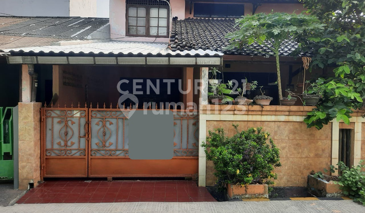 Rumah Di Komp Dep Kes 2 Jatibening Dekat Pintu Tol