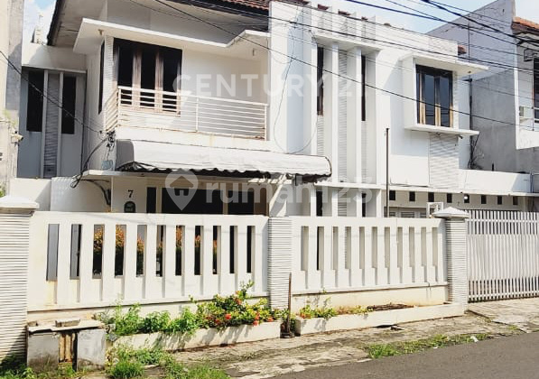 Rumah Siap Huni 2 Lantai Di Tebet, Jakarta Selatan 