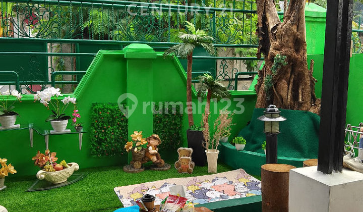 Rumah Luas di Jatiwarna