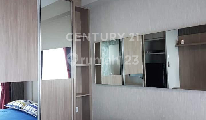 Tifolia Apartment Studio Type Furnished 8th Floor
