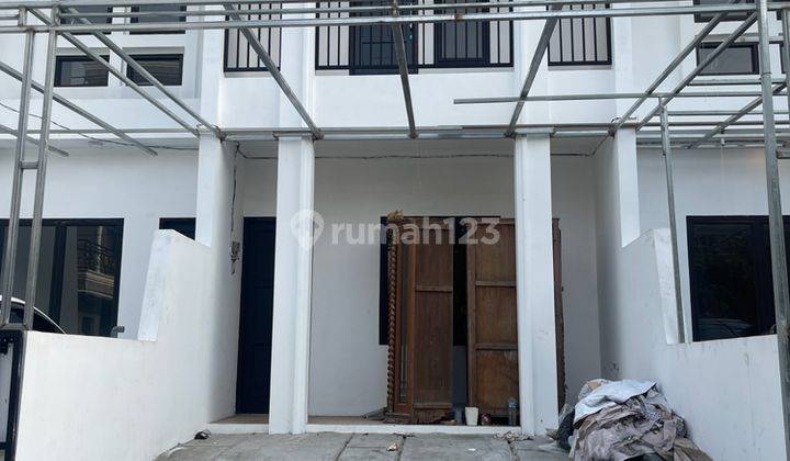 Rumah Baru Siap Huni Di Utan Kayu, Jakarta Timur ** 1