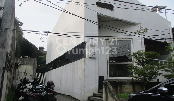Rumah Usaha Kedai Kopi Di Daerah Gandaria 2
