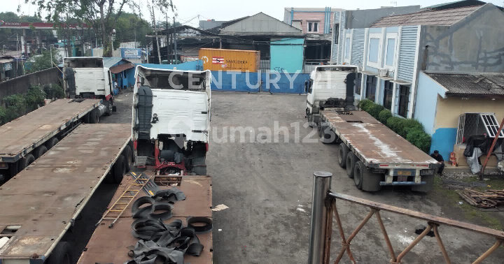 Lahan Dan Bangunan Di Pegangsaan Dua, Koja