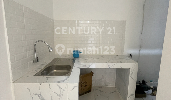 2-Story House in Pramuka Sari, Central Jakarta 2