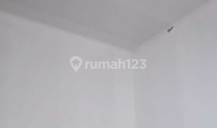 Rumah mewah konsep Eropa dekat kota