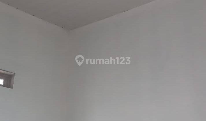 Rumah mewah konsep Eropa dekat kota