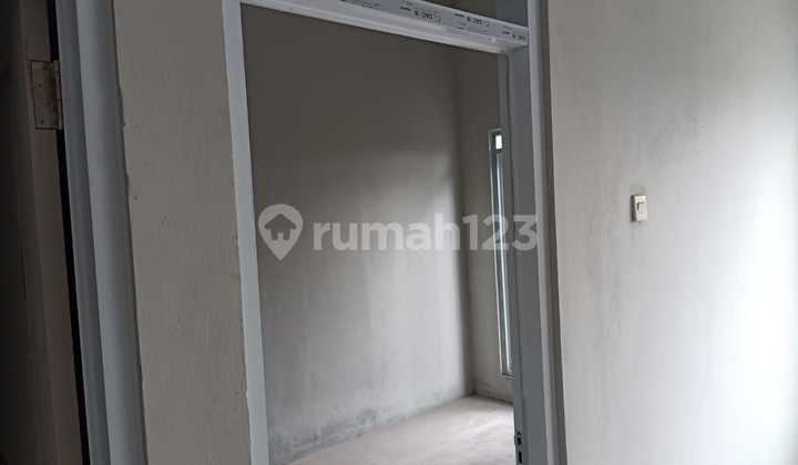 Rumah mewah dekat kota 