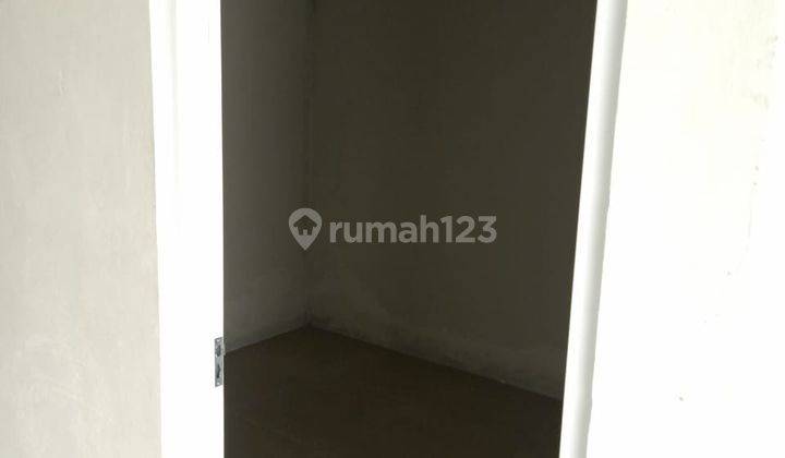 Rumah mewah dekat kota 