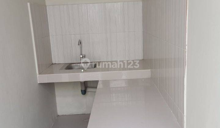 Rumah konsep Eropa dekat kota  10