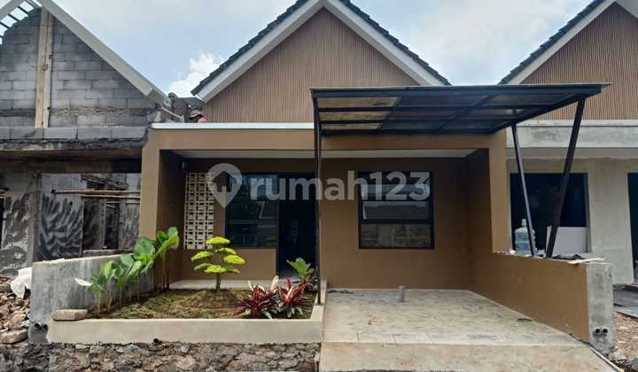 Rumah mewah dekat kota