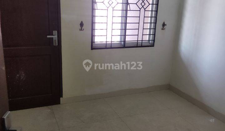 Rumah di Jl mariendal, sebelum simp. Kongsi 2 Lantai SHM Bagus 9