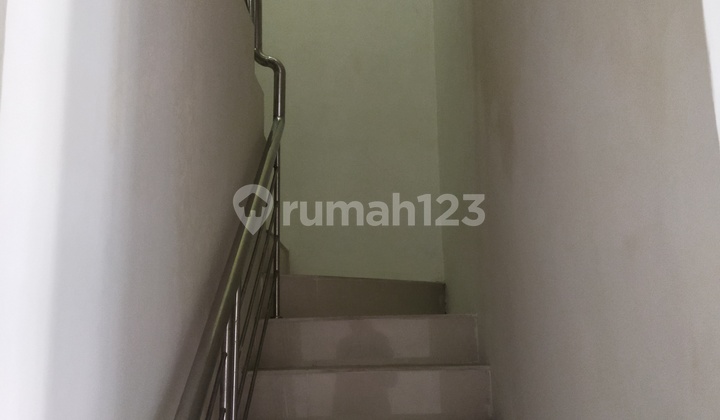 Rumah di Jl mariendal, sebelum simp. Kongsi 2 Lantai SHM Bagus 11