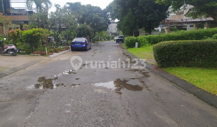 Rumah mewah 2 1/2 Lt Full Furnish Siap Huni Bukit Golf Hijau Sentul City