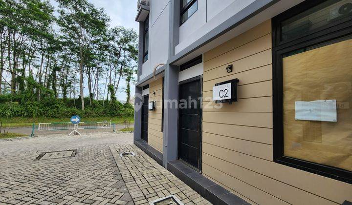 rumah 2 lantai dekat kampus Binus Araya 2