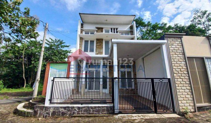 Rumah Baru di dalam perumahan Grand permata residence pakis aji di Jual.  1