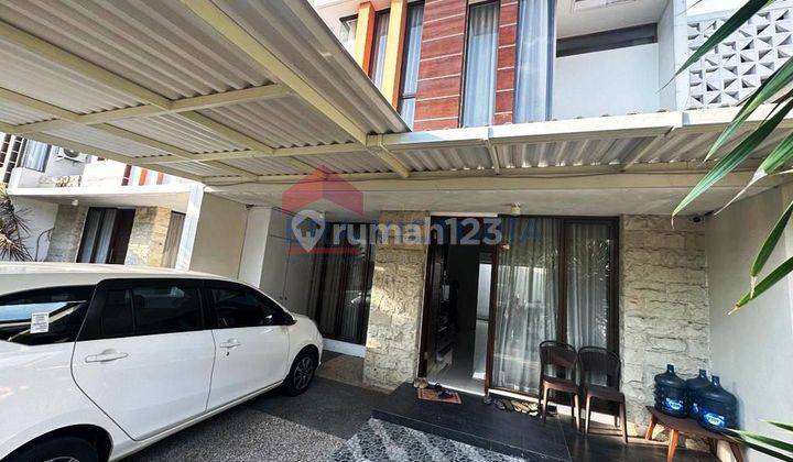 Rumah di dalam perumahan berkelas Grand Permata Jingga di Jual.  2