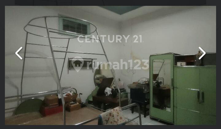 House in a Strategic Location, Riau Wing, Commercial Area for Cafe Kanto 2