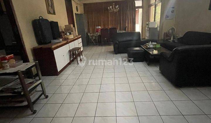 Rumah Tengah Kota Jalan Elang Harga Di Bawah NJOP Akses 2 Mobil 2