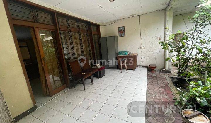 Rumah Tengah Kota Jalan Elang Harga Di Bawah NJOP Akses 2 Mobil 1