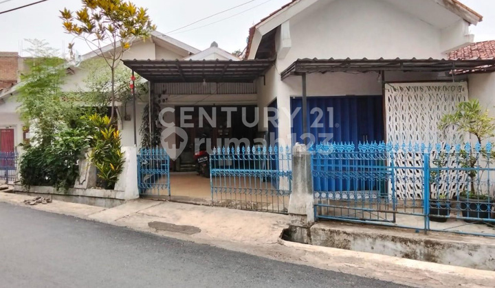 Dijual Rumah Strategis Dekat Polres Ujung Berung
