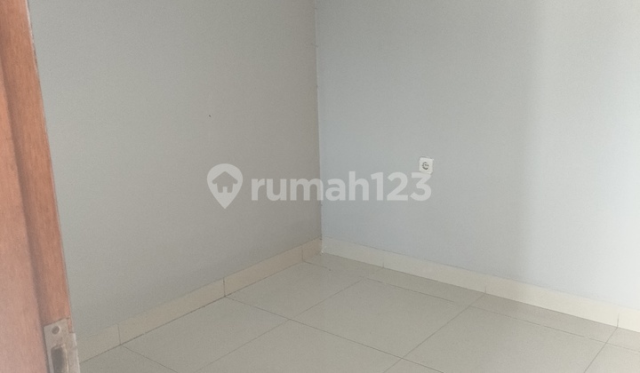 New warehouse for rent in Satria Raya, ready to move in.