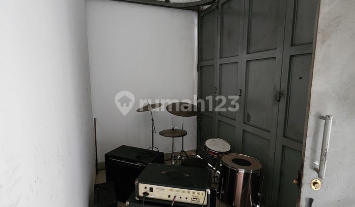 Super Strategic Shop House in Pasir Koja 2