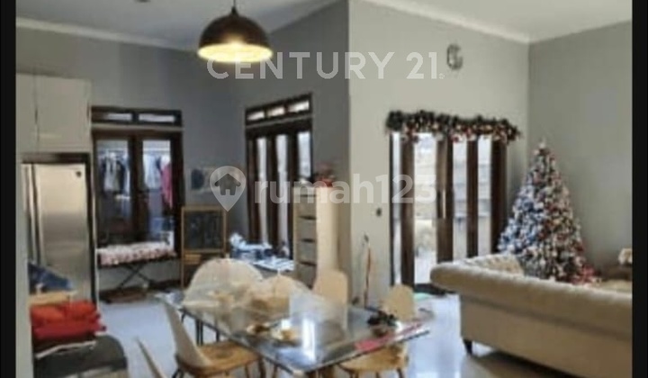 Sell City Center Wing Pasirkaliki House Close to Schools and Dining 2