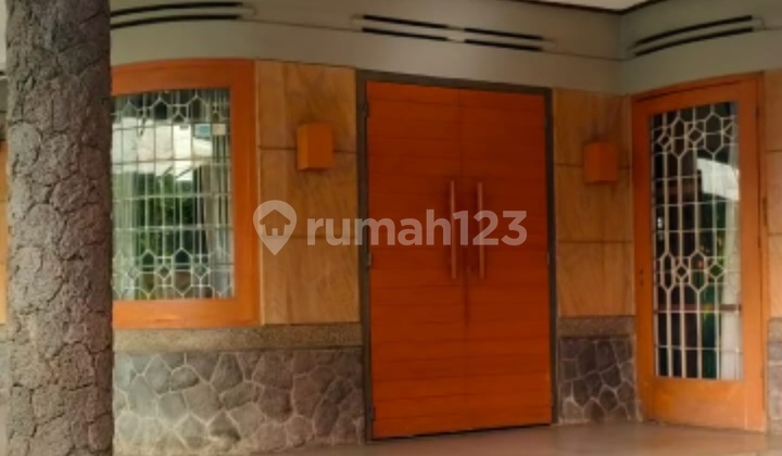 Rumah Daerah Sayap Dago Bandung Utara.              1