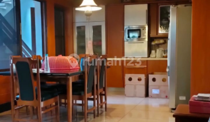 Rumah Daerah Sayap Dago Bandung Utara.              2