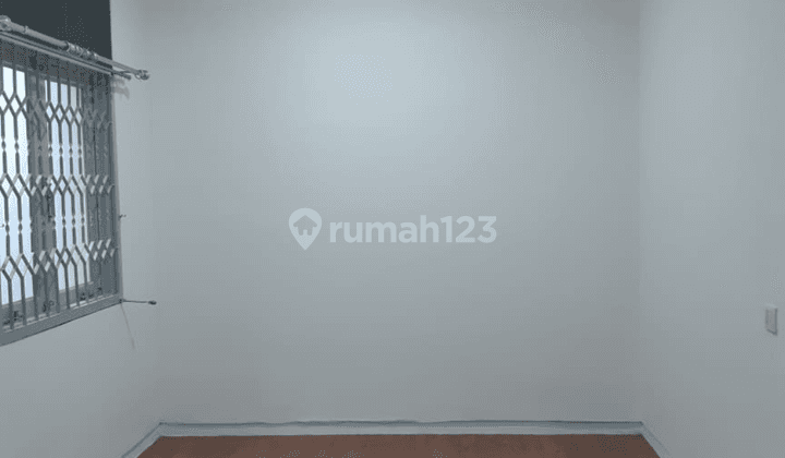 Rumah di Permata Buana Hadap Selatan Ada 3 Unit Ac 3