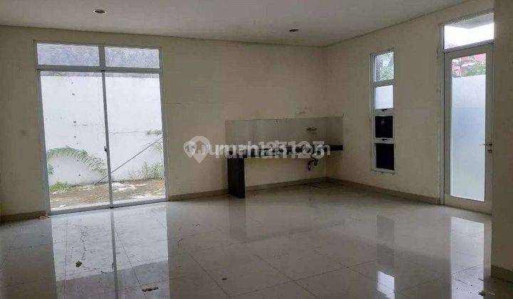 Rumah Ready Bagus 2 Lantai di Cluster Amerika Latin 1