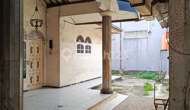 Di Jual Cepat Rumah 2 lantai kondisi unfurnish di Jakarta Barat - (UMI229) Di Jual Cepat Rumah 2 lantai kondisi unfurnish di Jakarta Barat - (UMI229)