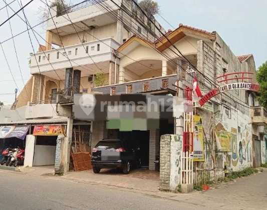Dijual Rumah, 3 Toko, kontrakan dan 2 ruko