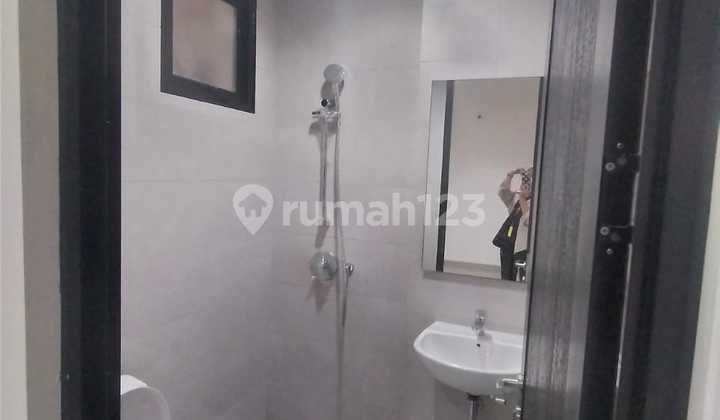 DIJUAL CEPAT RUMAH CONDO HOUSE DIGREEN ROYAL UNFURNIS - (PW413) DIJUAL CEPAT RUMAH CONDO HOUSE DIGREEN ROYAL UNFURNIS - (PW413)
