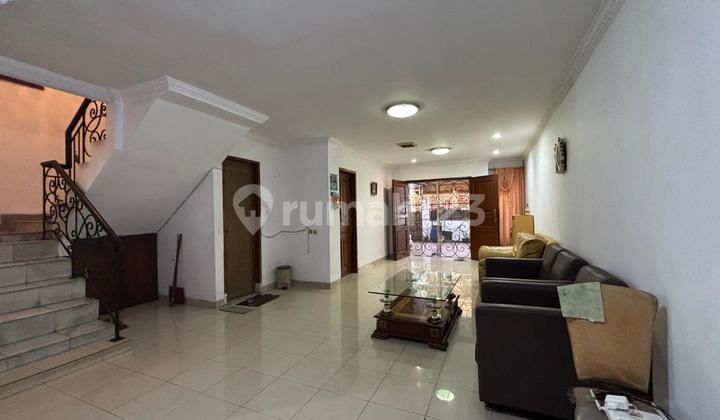 Disewakan Cepat Rumah Muara Karang 4 Kamar Utama di Jakarta Utara - (Umi282)