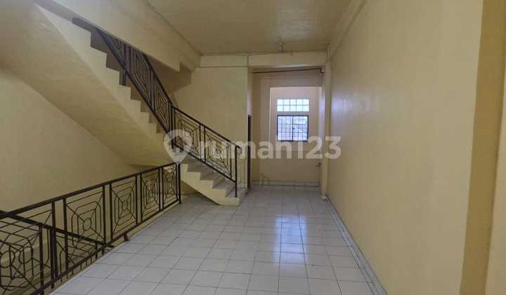 Dijual Ruko Kosongan Siap Huni (SKU MA014) Dijual Ruko Kosongan Siap Huni (SKU MA014)