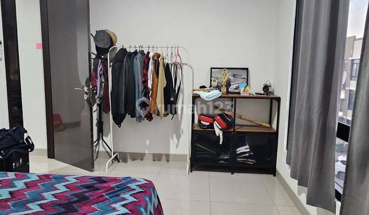 Disewakan Rumah Include Ac dan Mesin Cuci di Green Royal 1
