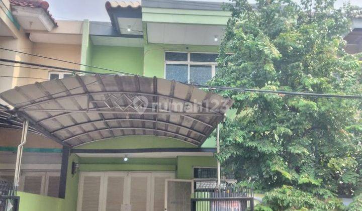 Dijual Rumah Lokasi Akses Strategis di Taman Semanan Indah 1